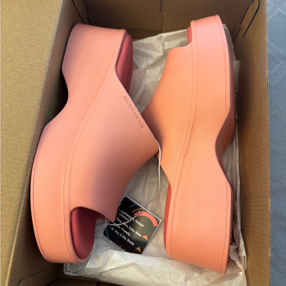 Skechers Women's Coral Platform Foamies brand new size 7 - Picture 3 of 7